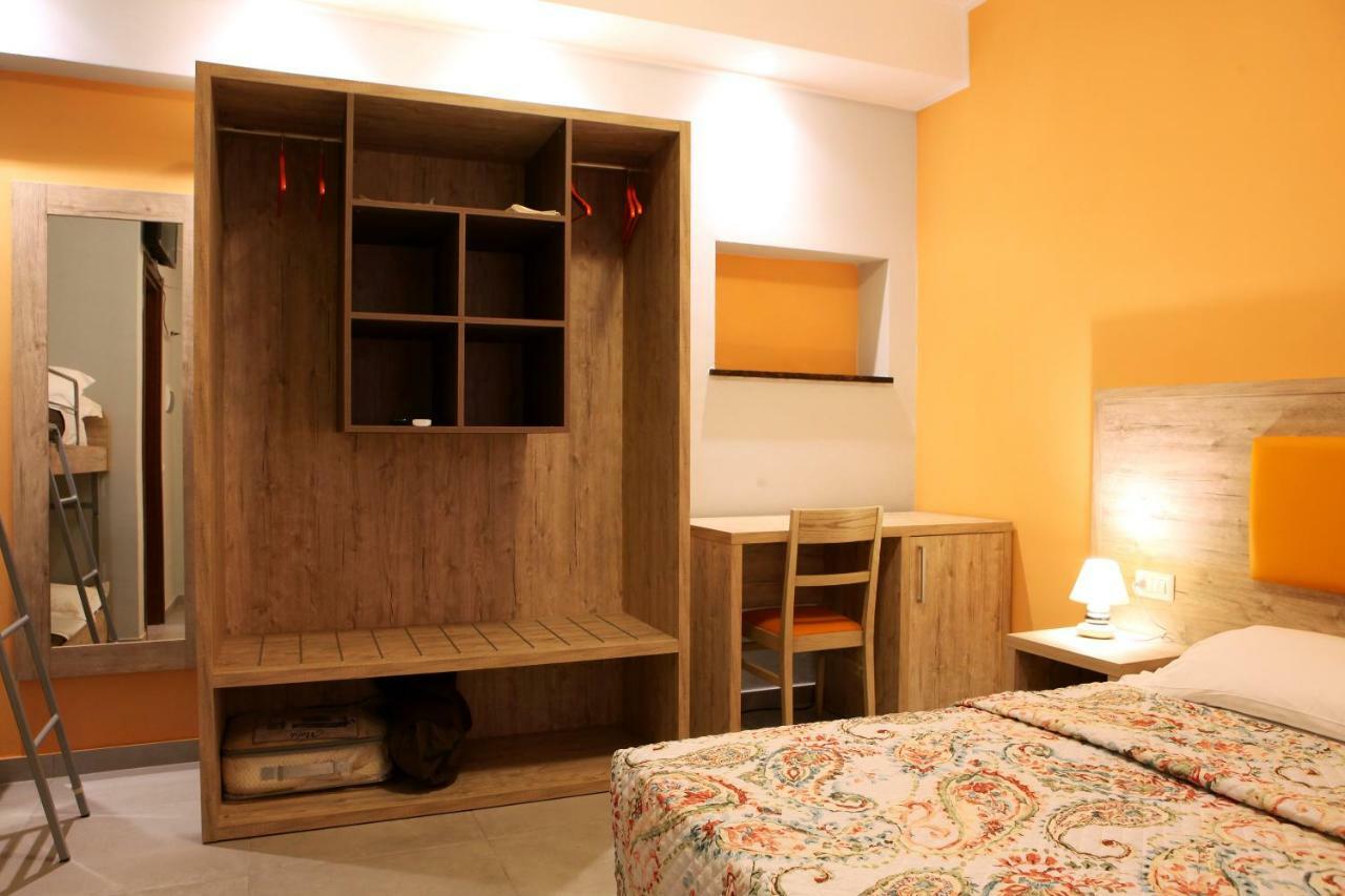 La Casa Di Nonno Giulio Bed & Breakfast Porto SantʼElpidio Dış mekan fotoğraf