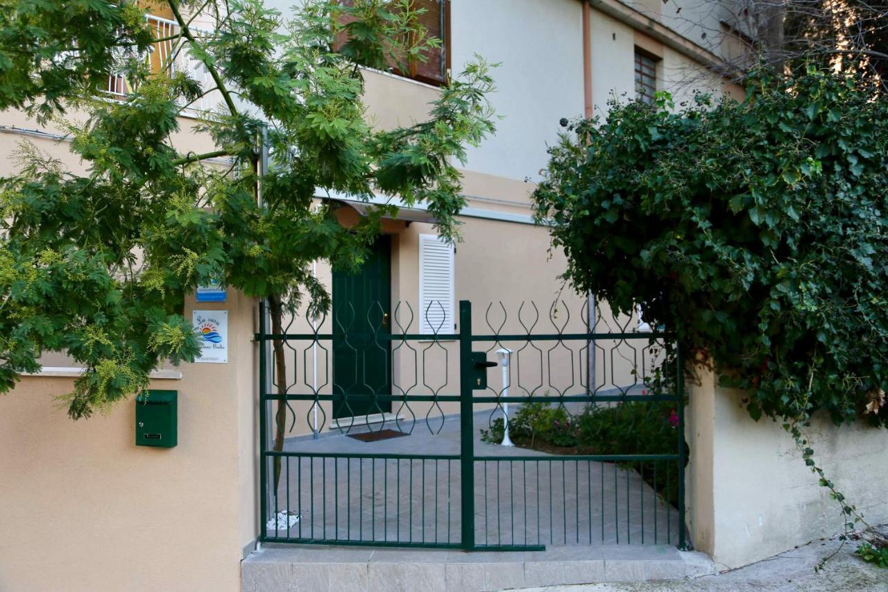 La Casa Di Nonno Giulio Bed & Breakfast Porto SantʼElpidio Dış mekan fotoğraf